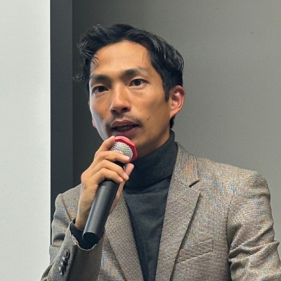 辻田敬介 氏